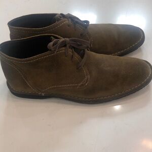 JOHN Varvatos brown Suede Chukka Boots Lace Up Low Top Mens Size 11.5